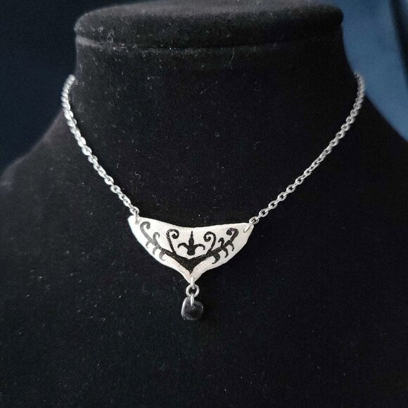 Victorian silver and floral choker necklace with a small silver chain - Picture 2 of 11